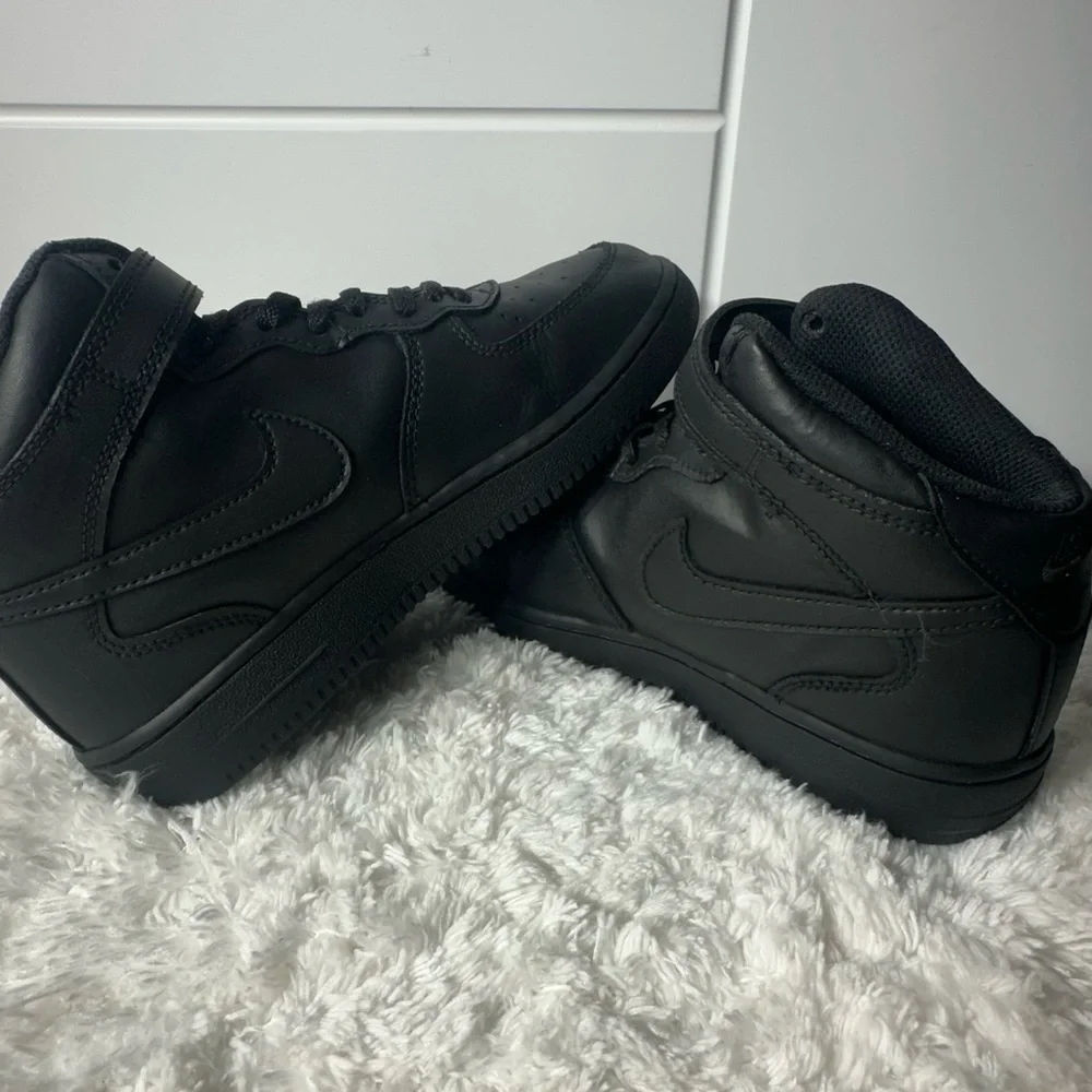 Nike Force 1 Mid LE PS Black Pre School DH2934-001